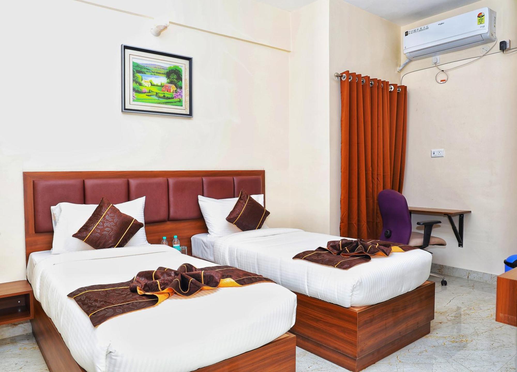 Bed and Breakfast Jn Residency Perungudi Ченнаи Экстерьер фото
